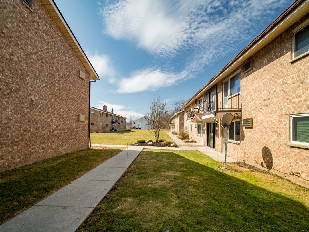 Holiday Meadows Apartments Properties with Birgo in the Greater